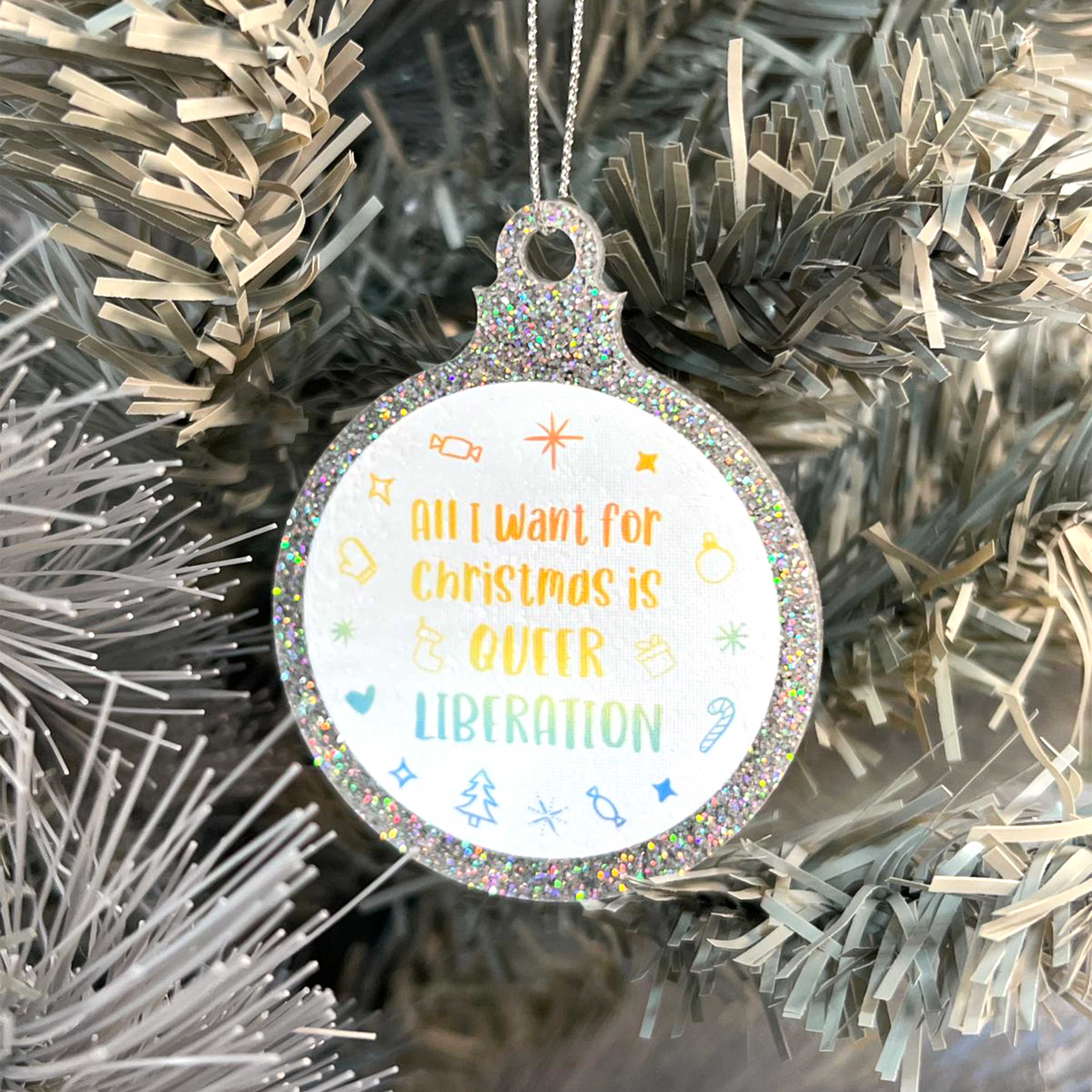 Mix & Match Pack of 4 Christmas Baubles - Image 10