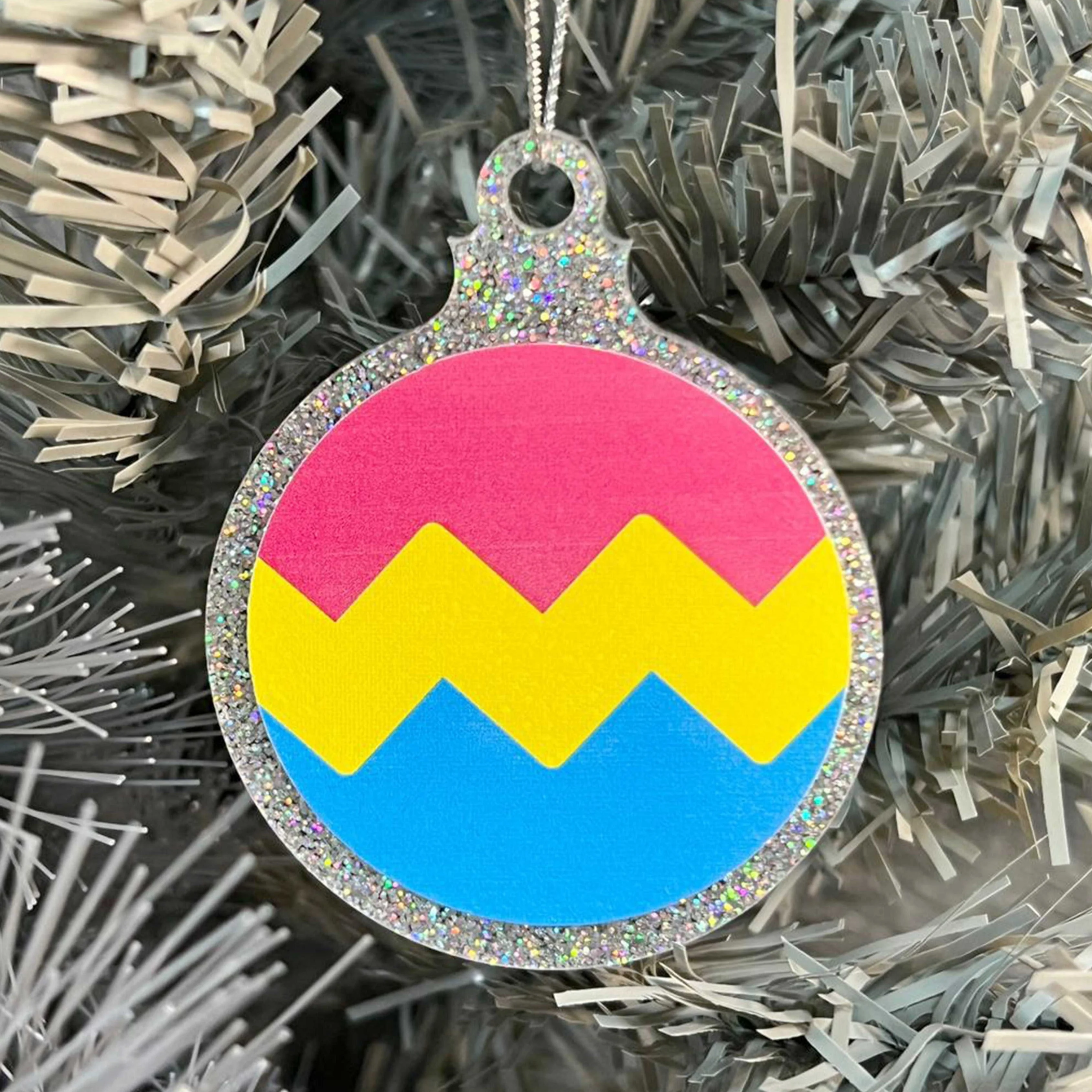 Mix & Match Pack of 4 Christmas Baubles - Image 8