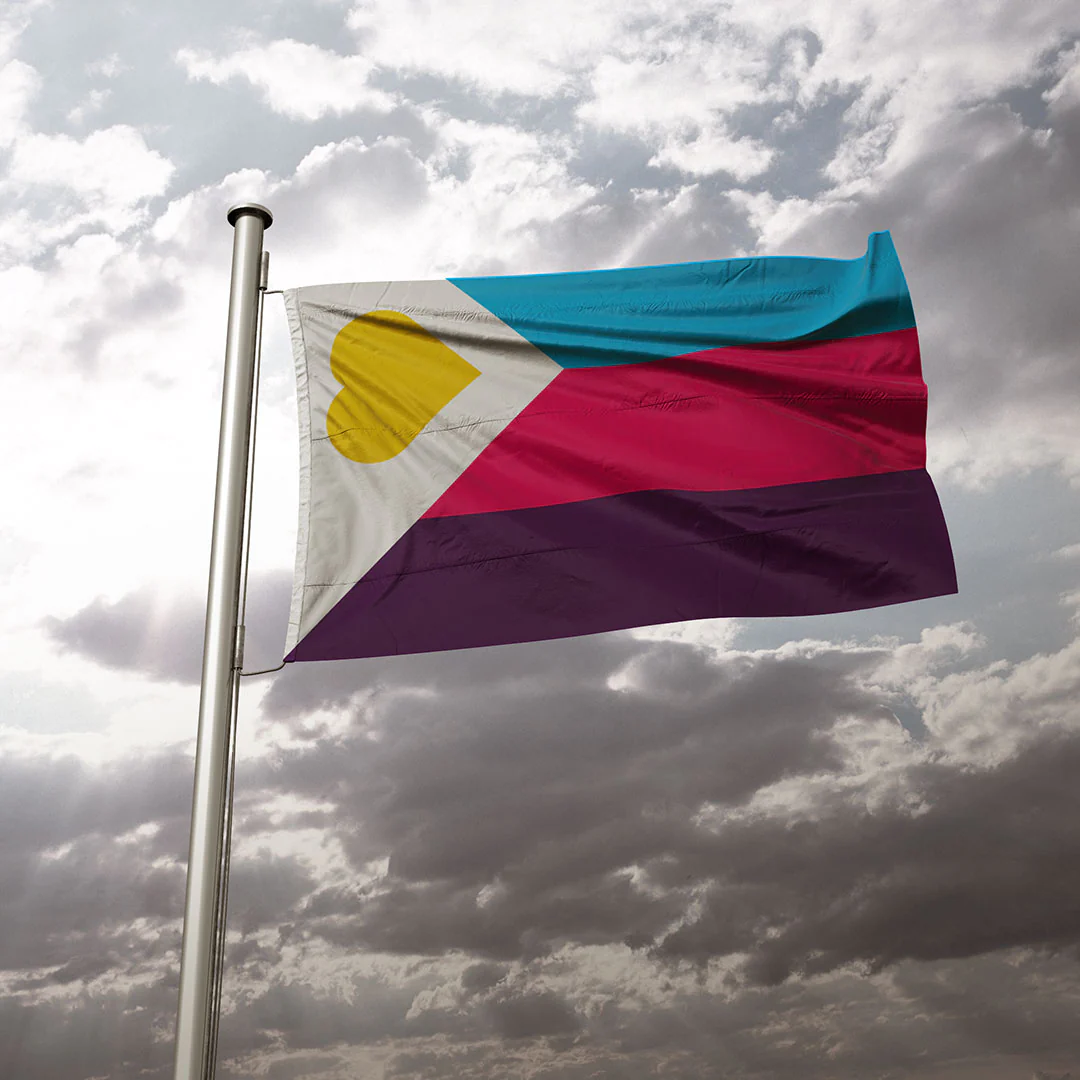 Tricolor Polyamory Pride Flag - 5ft x 3ft - Image 2